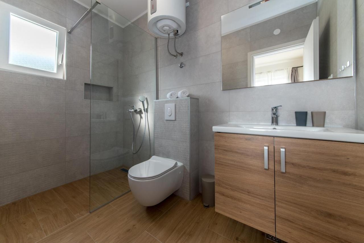 Apartment Mare Krvavica Eksteriør billede