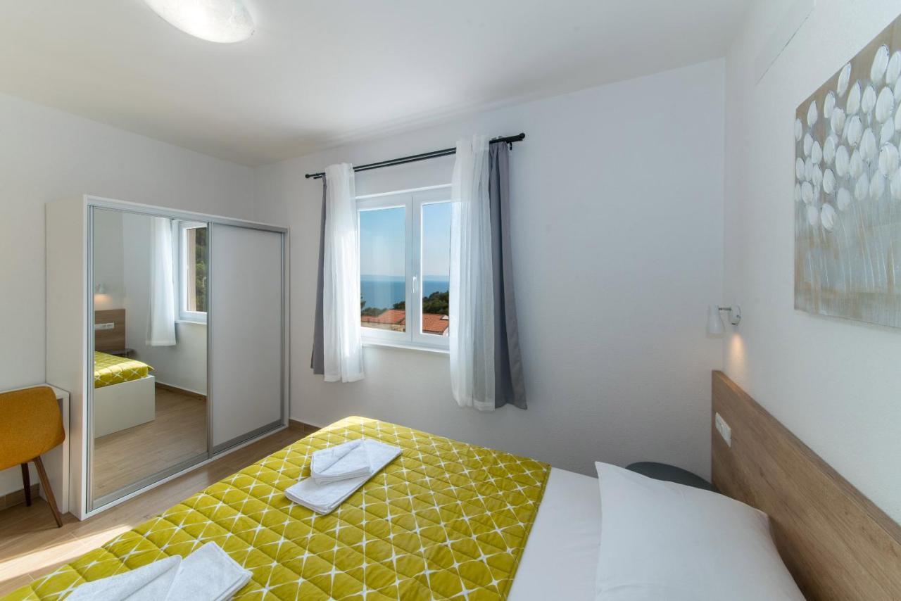 Apartment Mare Krvavica Eksteriør billede